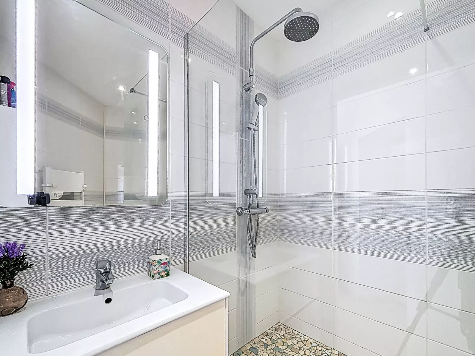 Imperial II - Binnen