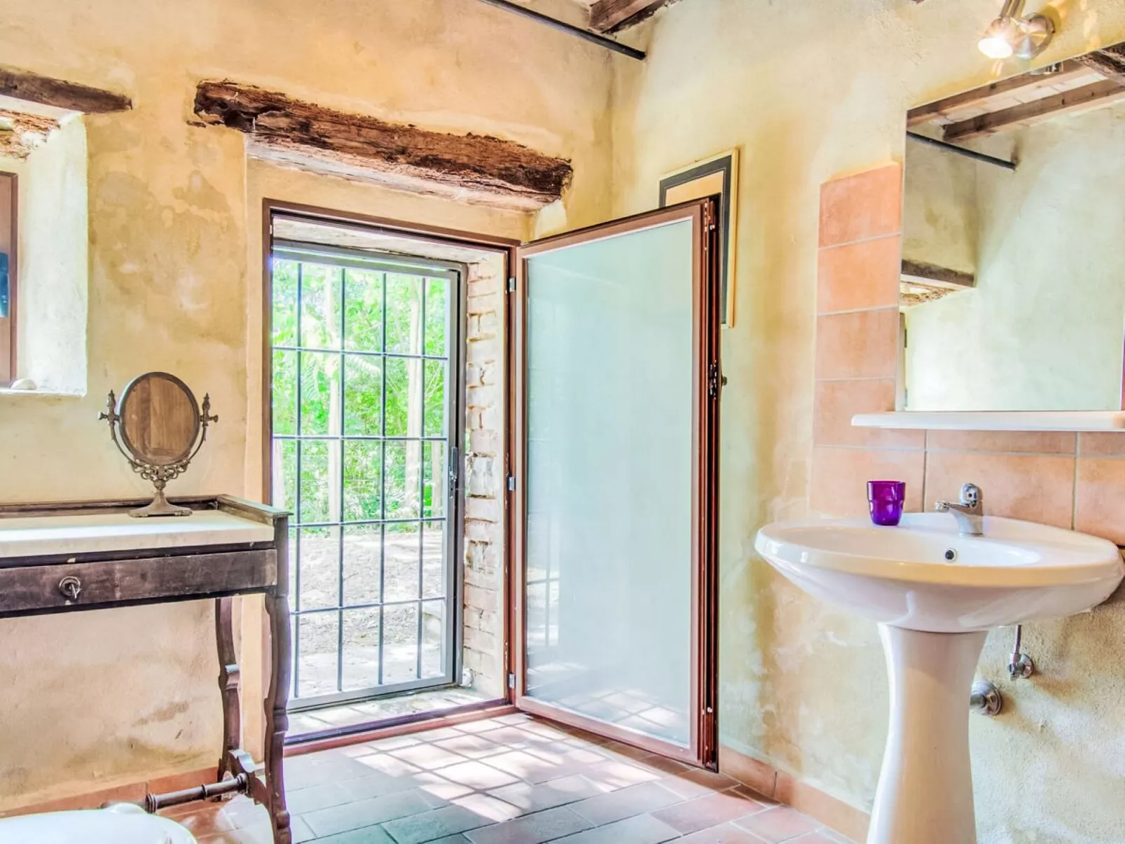 La Collina degli Ulivi - Binnen