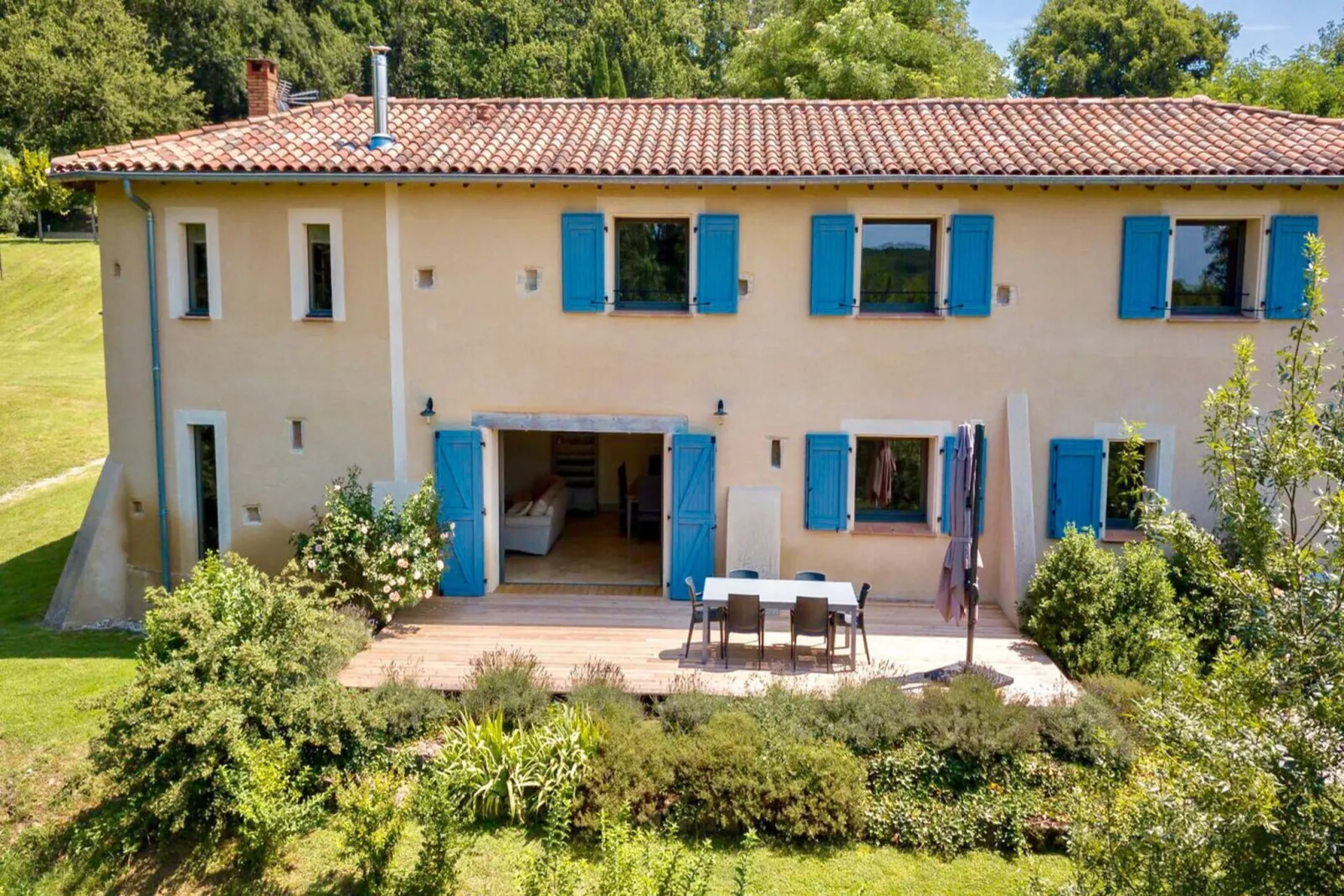 SCI Le Caz Propriété – Villa de Luxe dans le Sud de la France 12person - Terrasbalkon