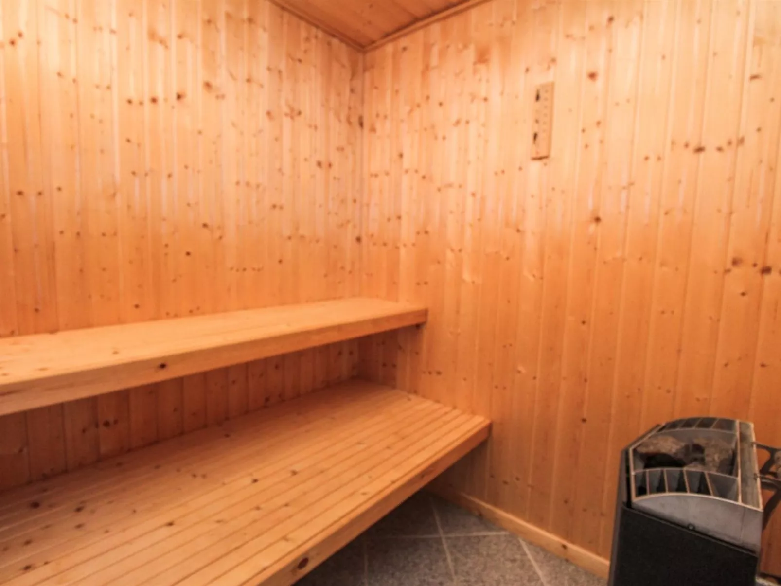 "Beeke" - 1.4km from the sea - Binnen