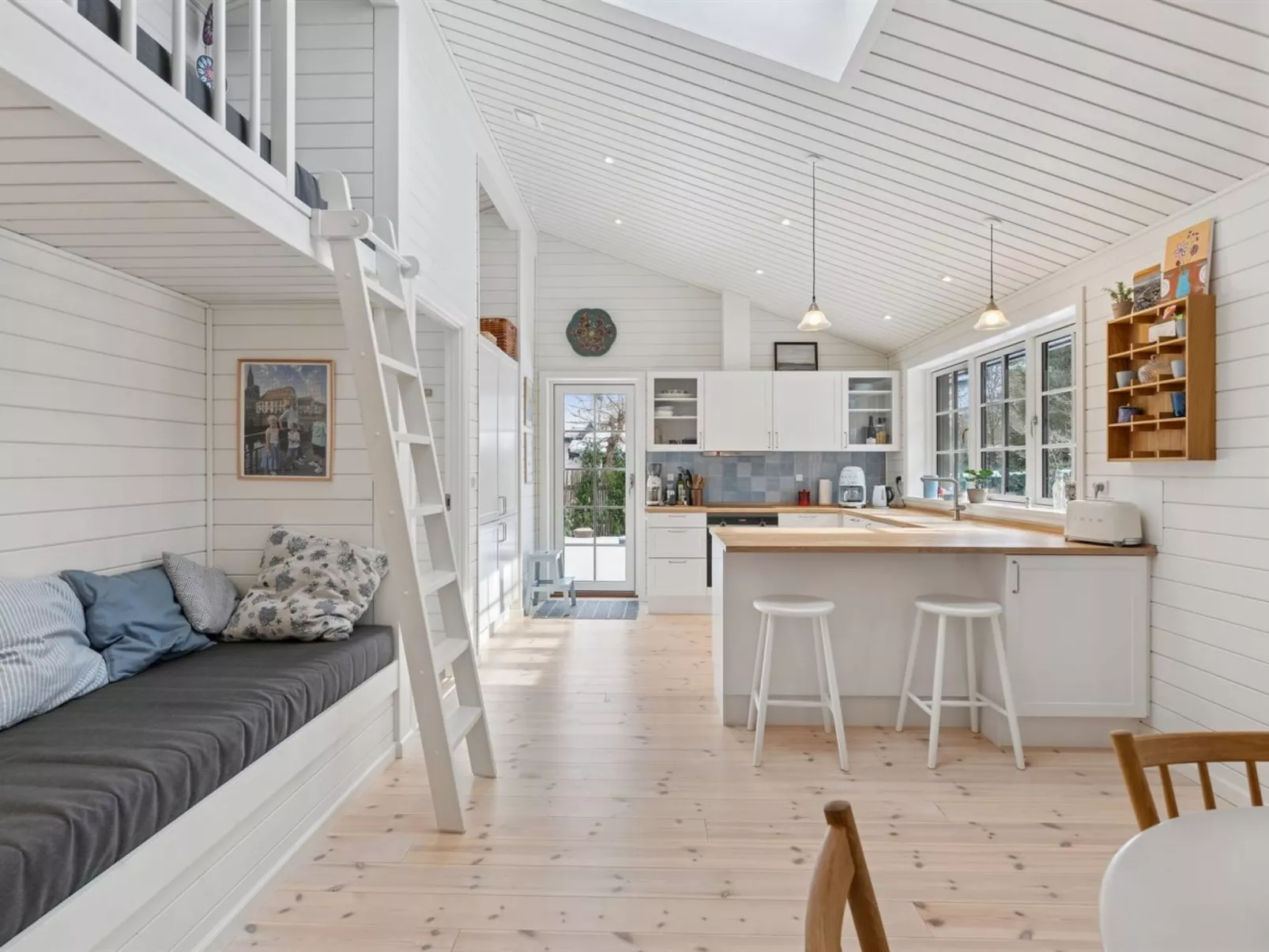 "Hoat" - 250m from the sea - Binnen