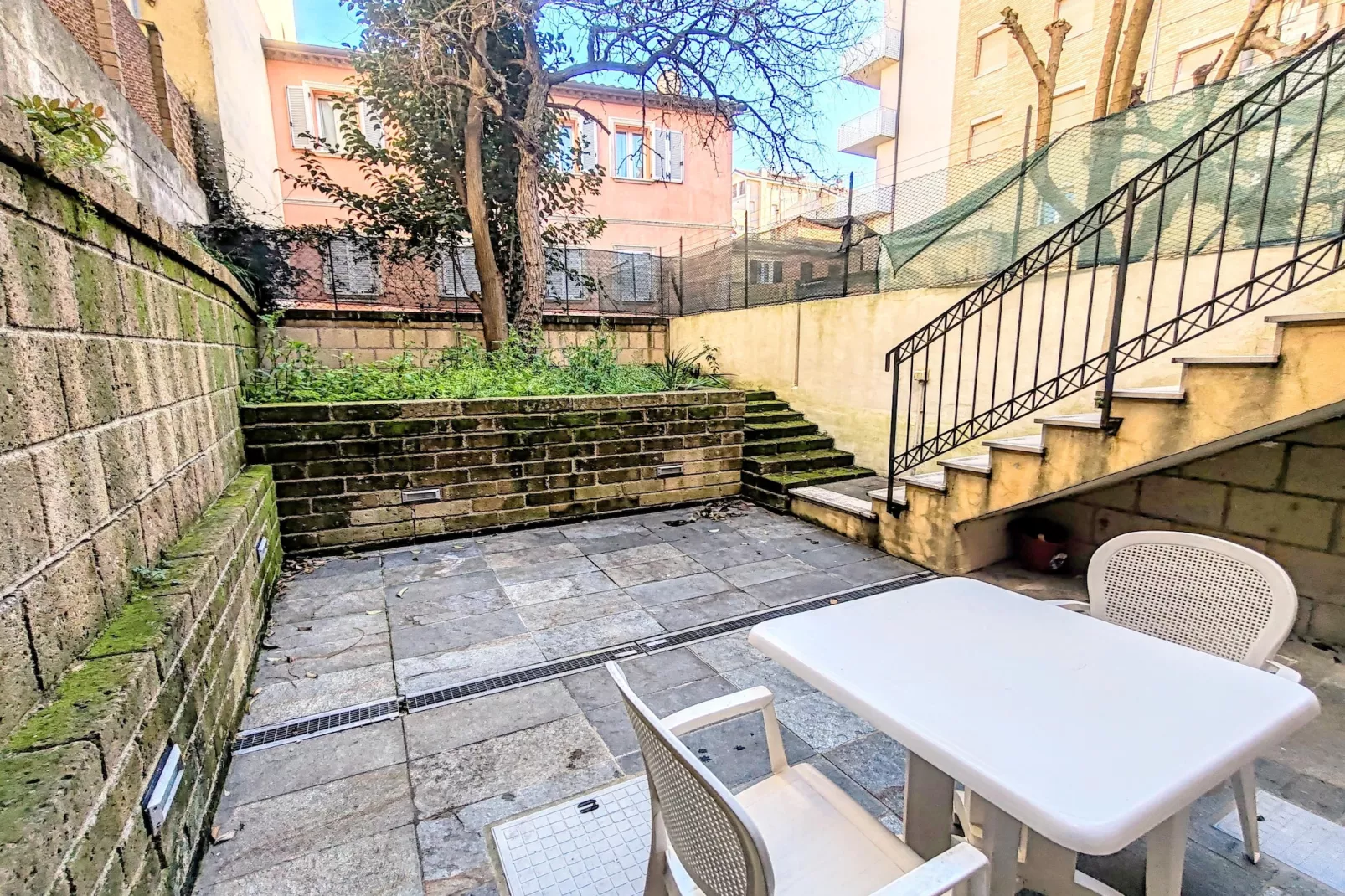 Mura San Gallo - Tuinen zomer