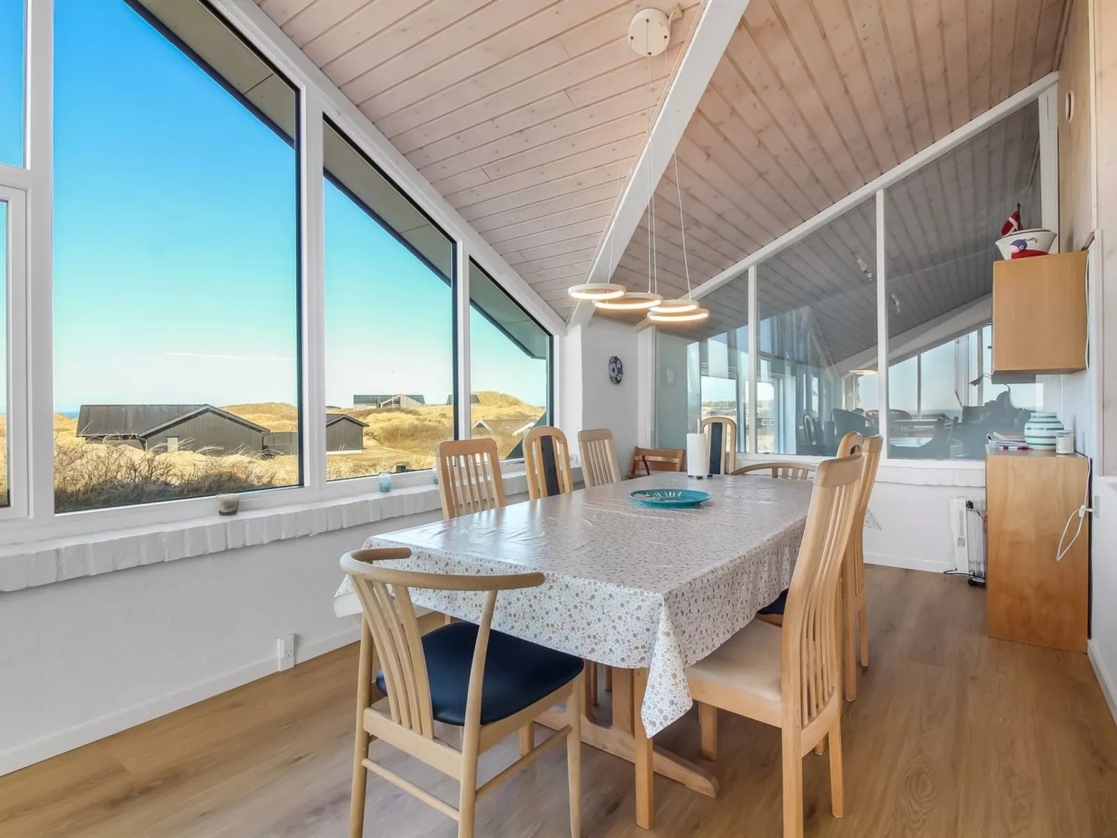 "Hilmer" - 180m from the sea - Binnen