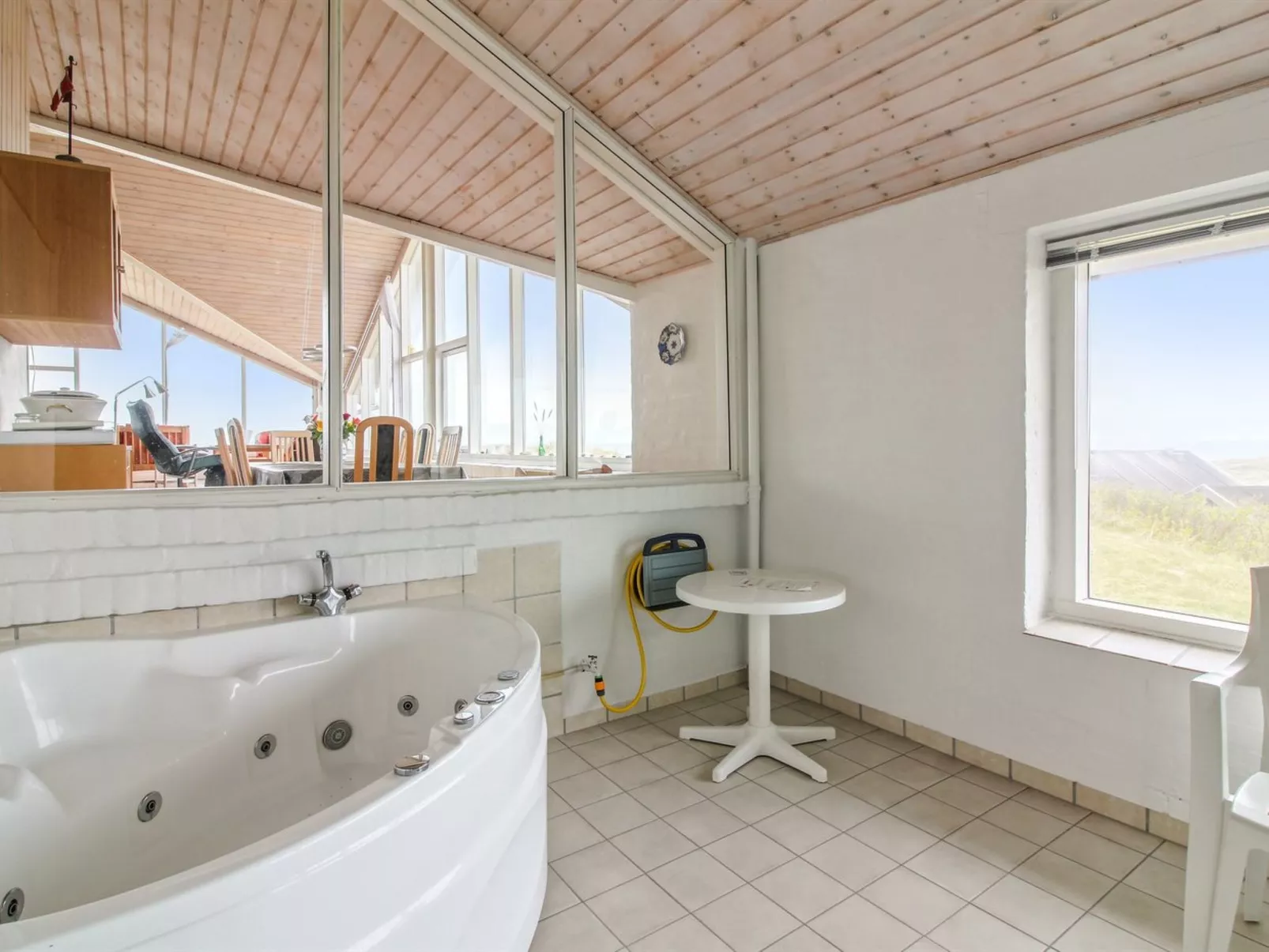 "Hilmer" - 180m from the sea - Binnen