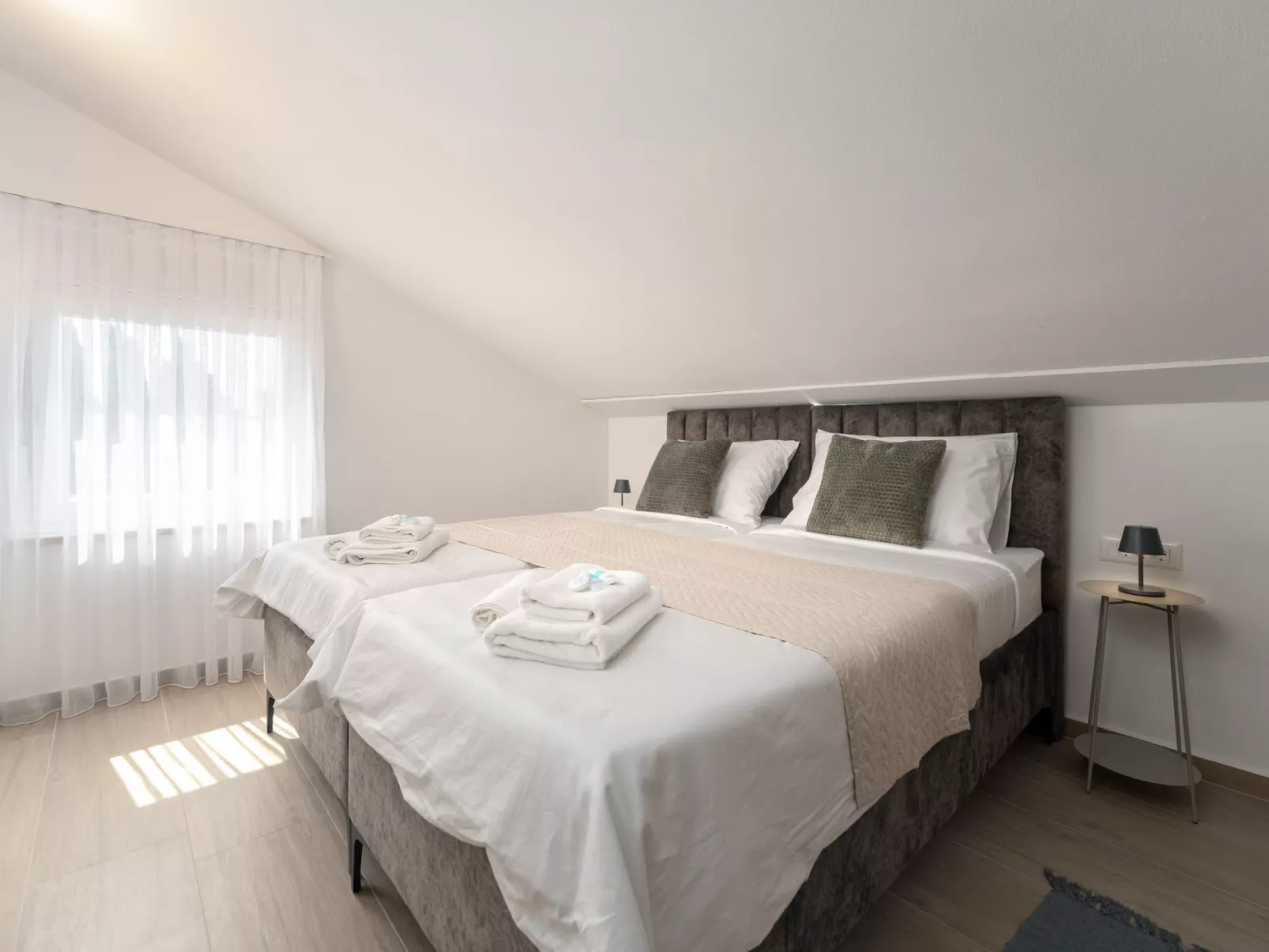 Mediterranee Oliva - Binnen