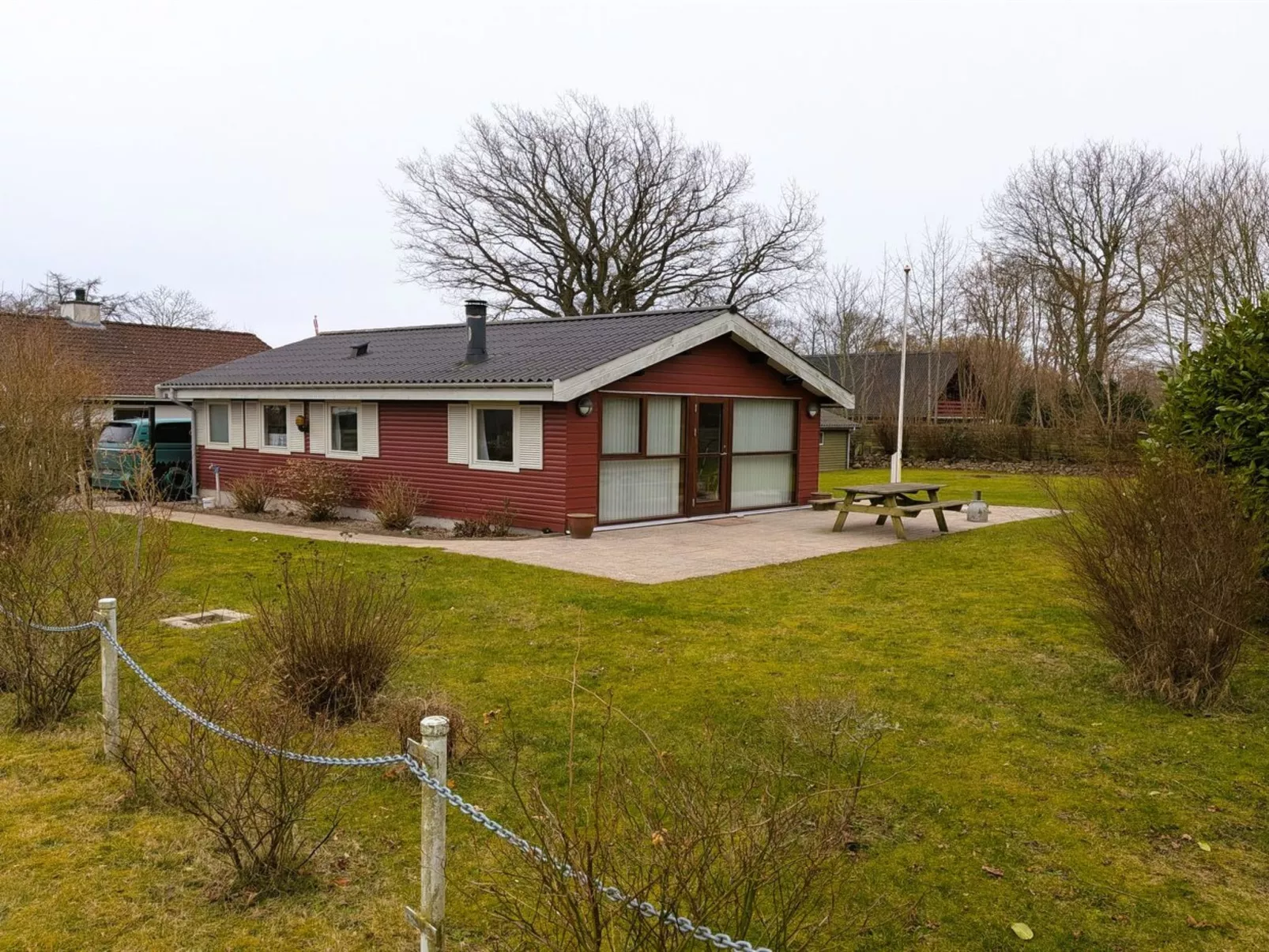 "Pascal" - 175m from the sea