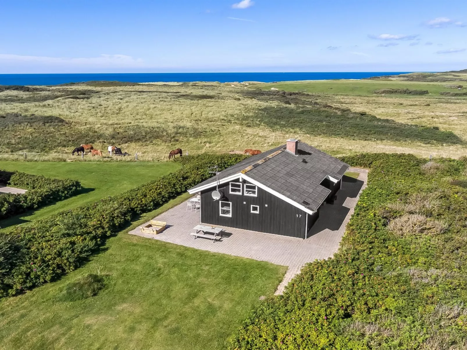 "Aiana" - 300m from the sea - Buiten