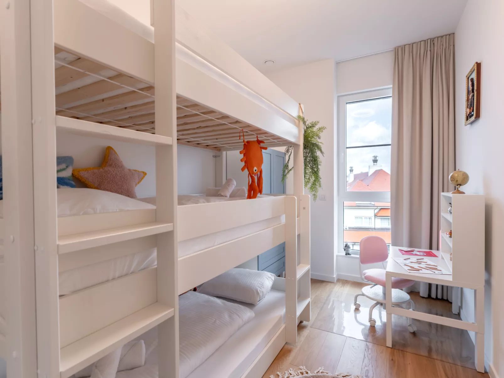 Parkville with parking & terrace - Binnen