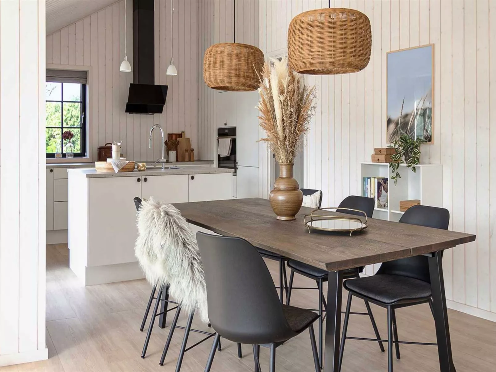 "Emin" - 2.8km from the sea - Binnen