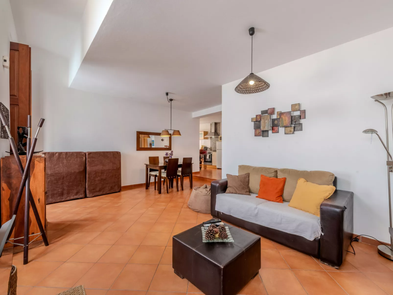 Rua 5 de Outubro - Binnen