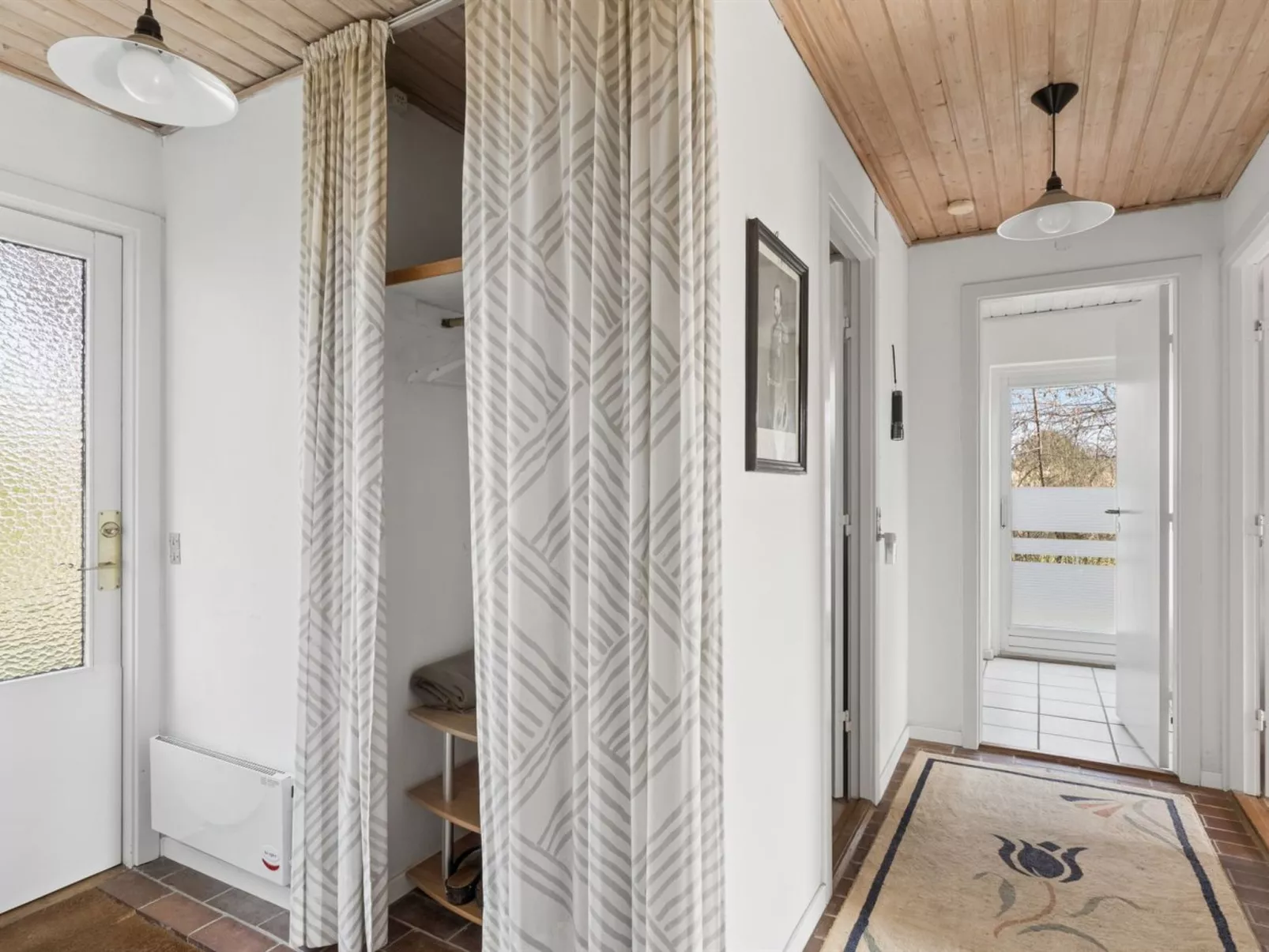 "Paale" - 395m from the sea - Binnen