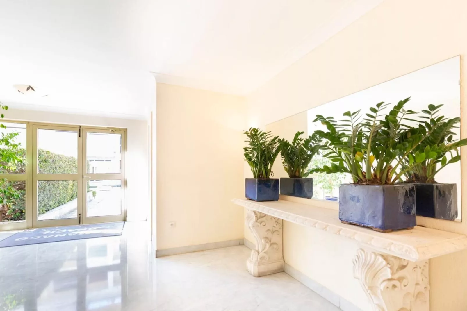 Appartement en bord de mer – Plage de la Salis - Hal-ontvangst