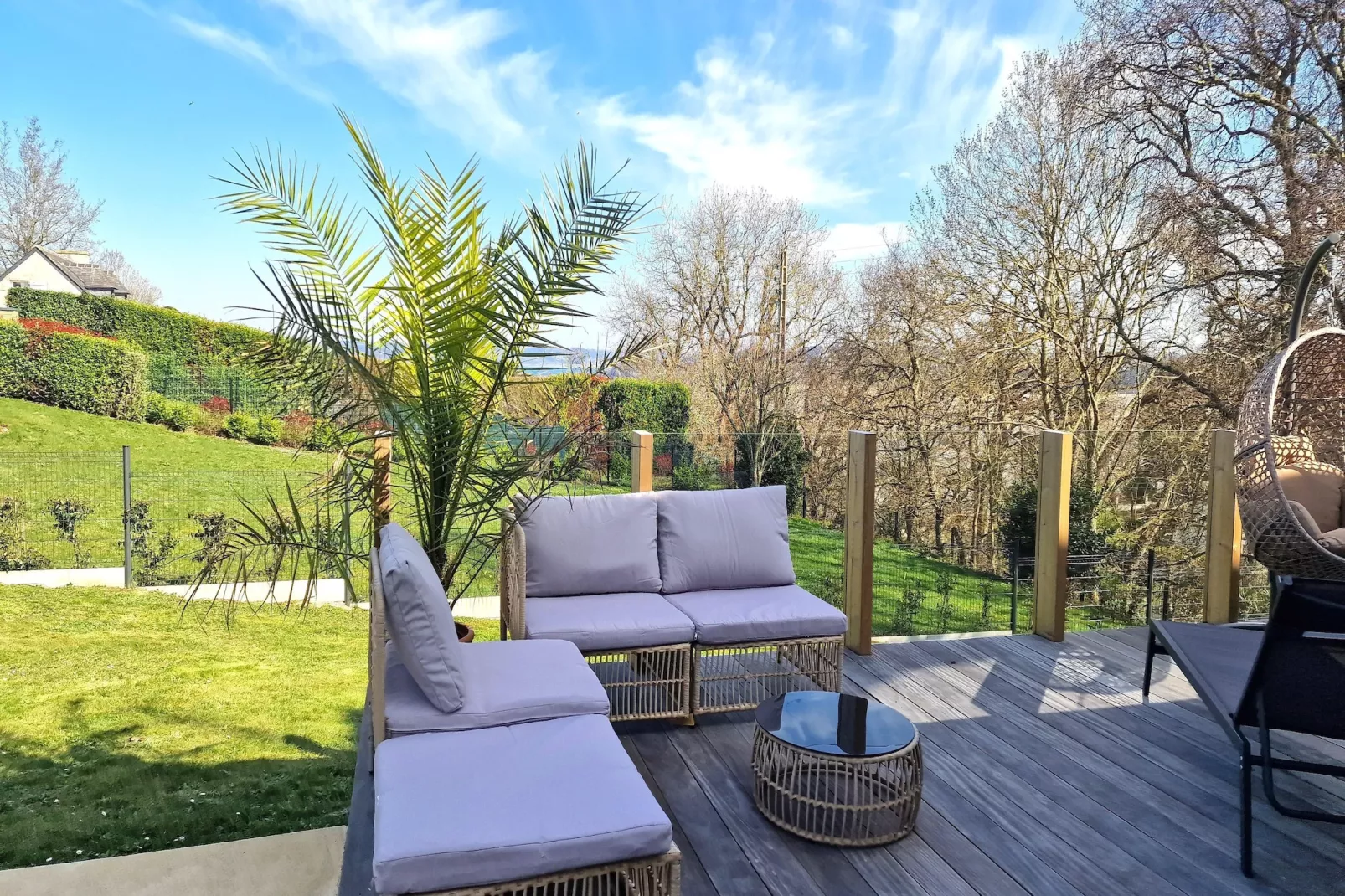 Holiday home in Locquirec - Terrasbalkon