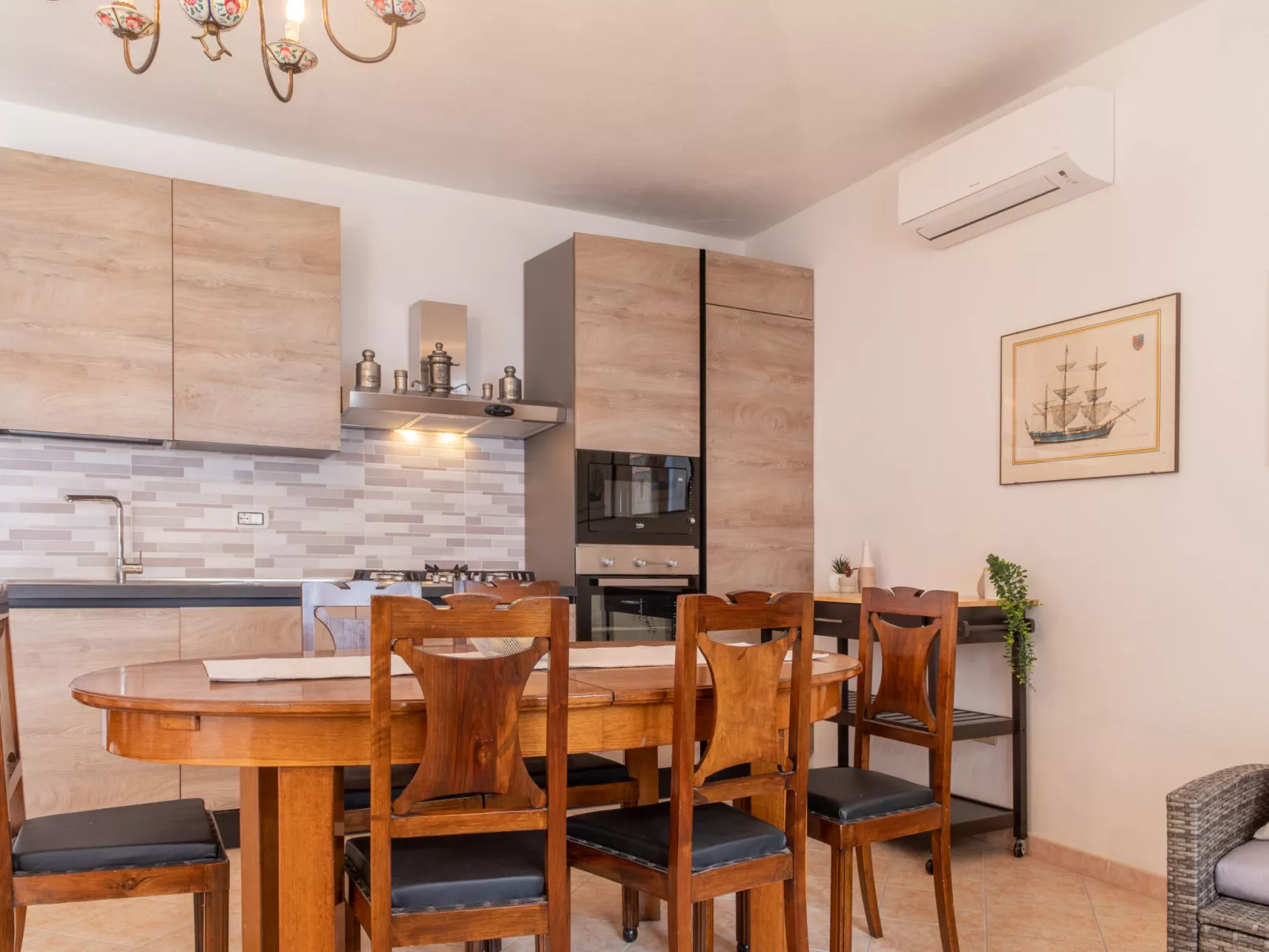 Blue Levante - Binnen