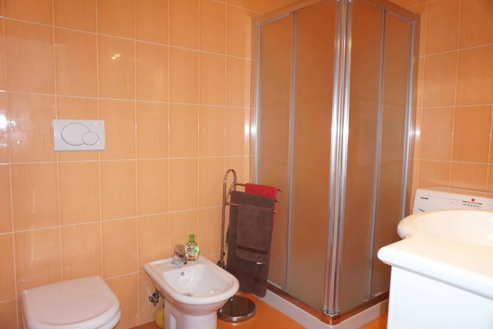 Ghirlandina 19A - Badkamer