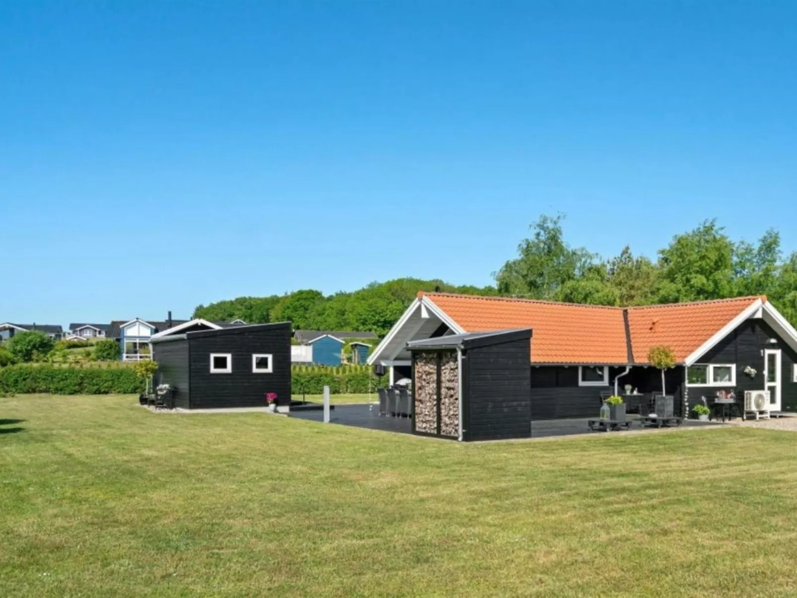 "Ognen" - 300m from the sea - Buiten