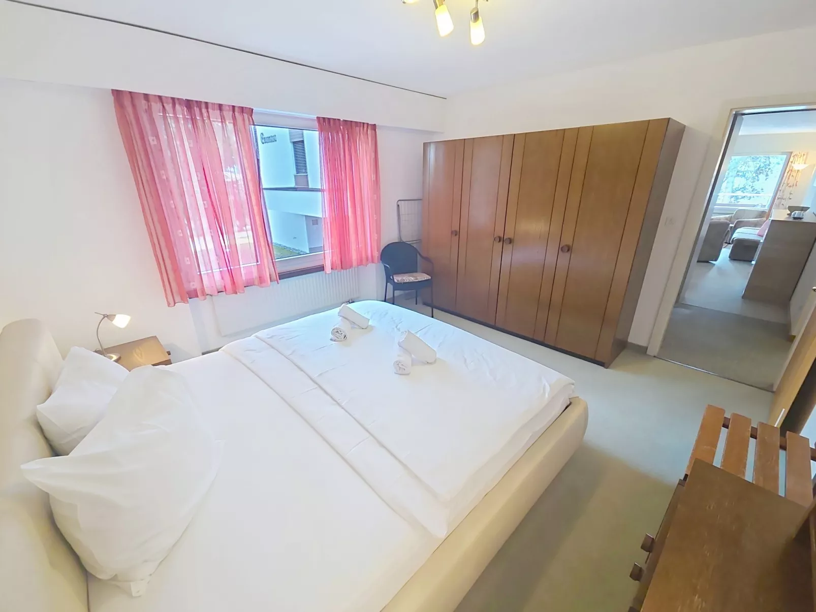 Curnera 9/4 - Binnen