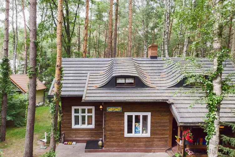 Holiday home Debki-Buitenkant zomer