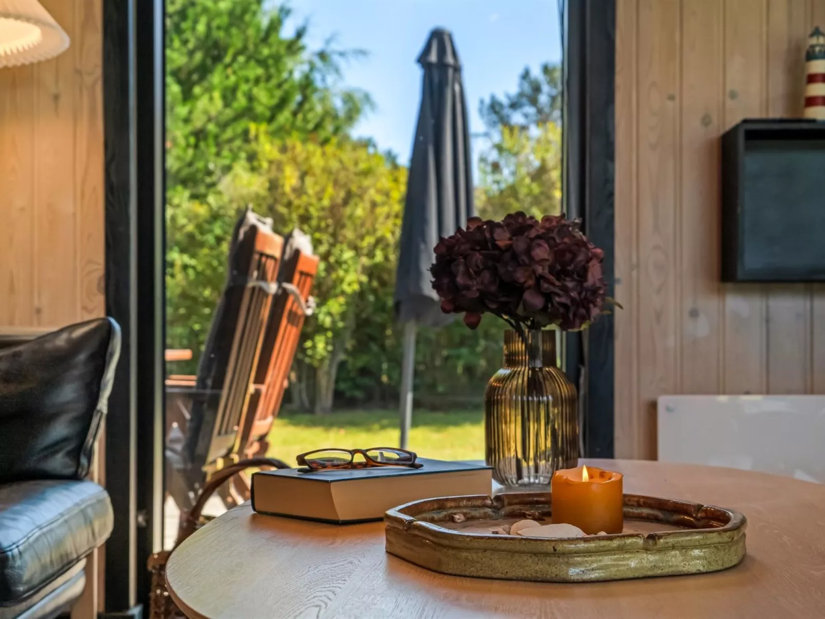 "Litle" - 600m from the sea - Binnen