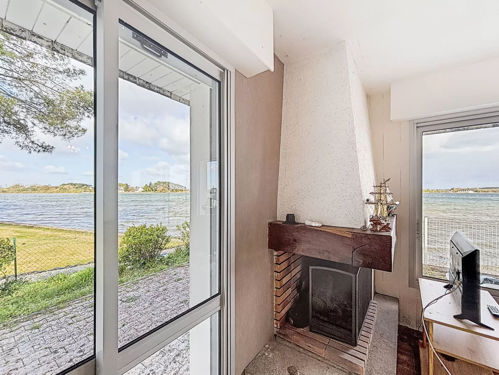 Maison du Néguan - Buiten