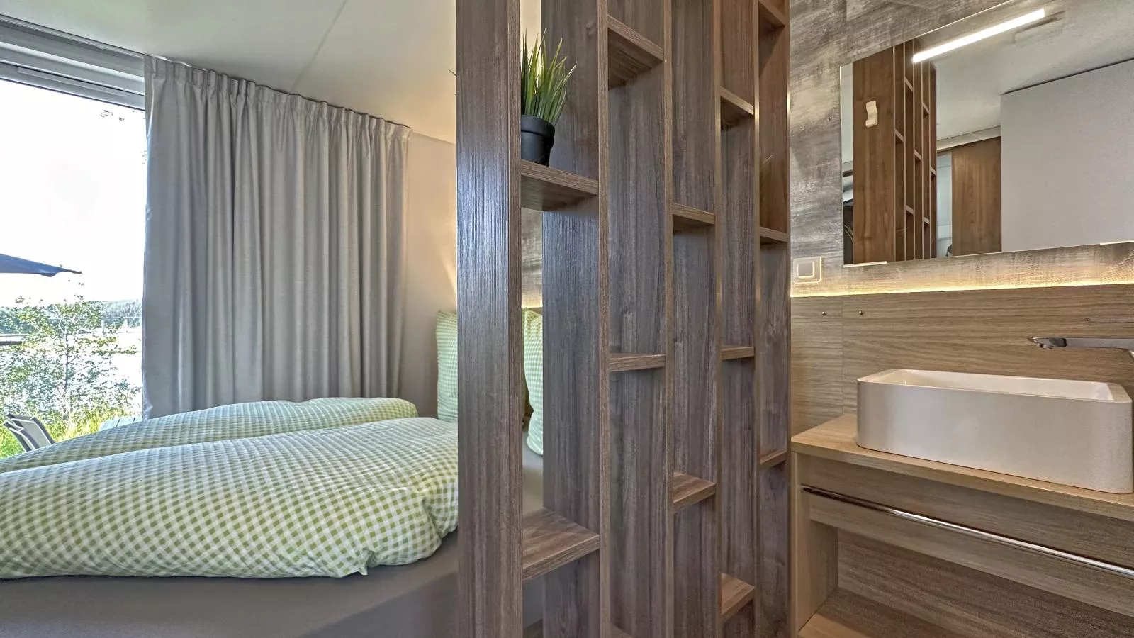 Feriendorf Seeblick - Tiny Chalet Nr 8 - Slaapkamer