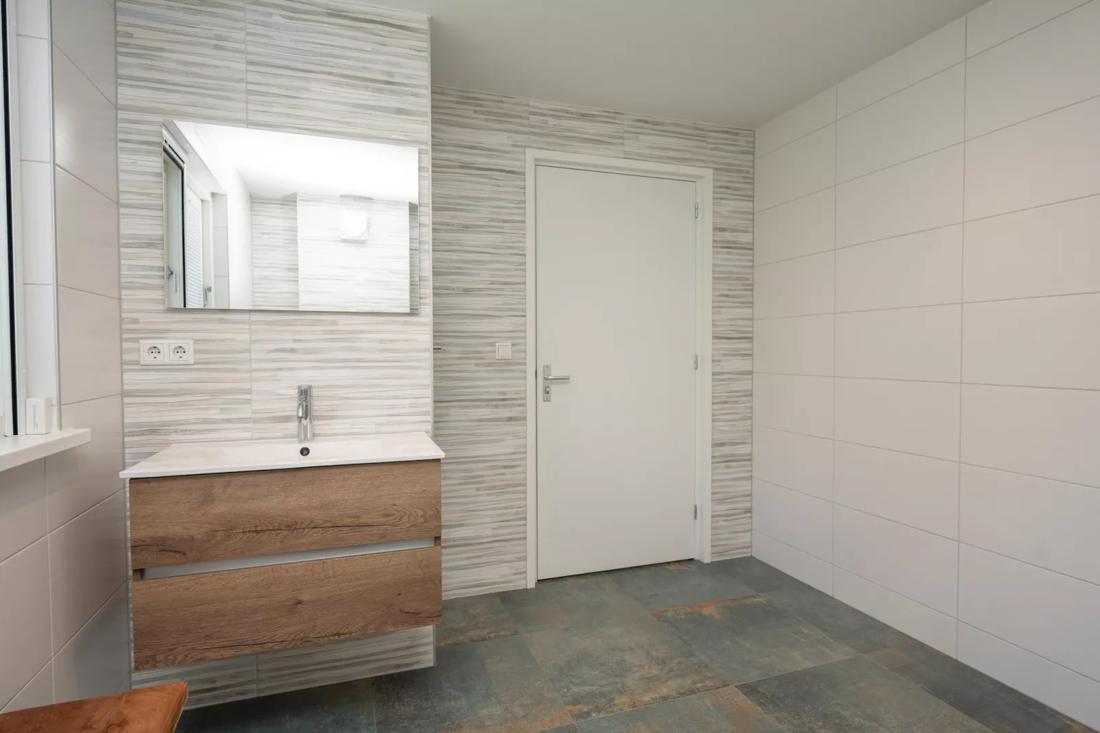 Mienterbos-Duinglop - Badkamer