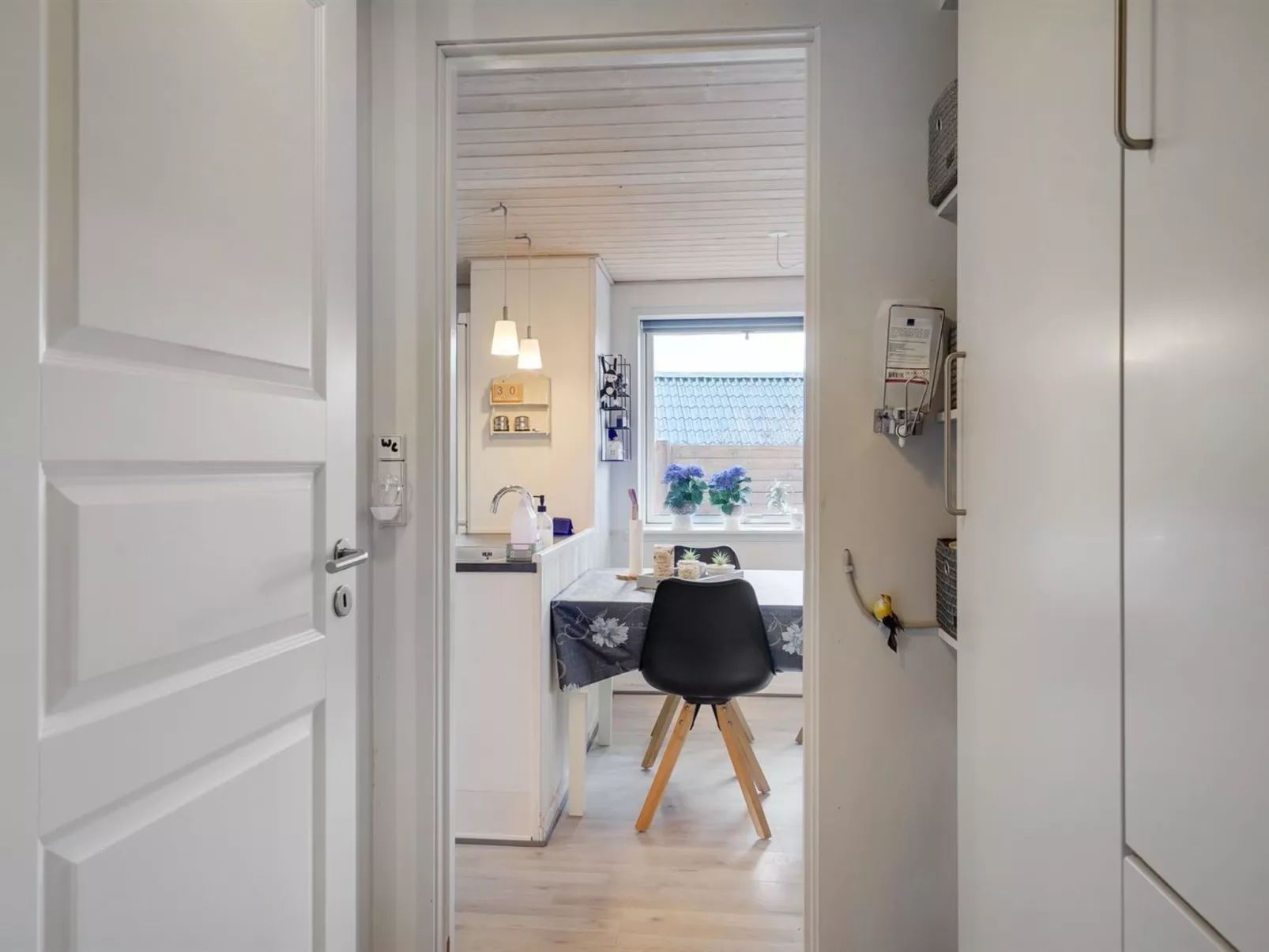 "Gisl" - 400m from the sea - Binnen