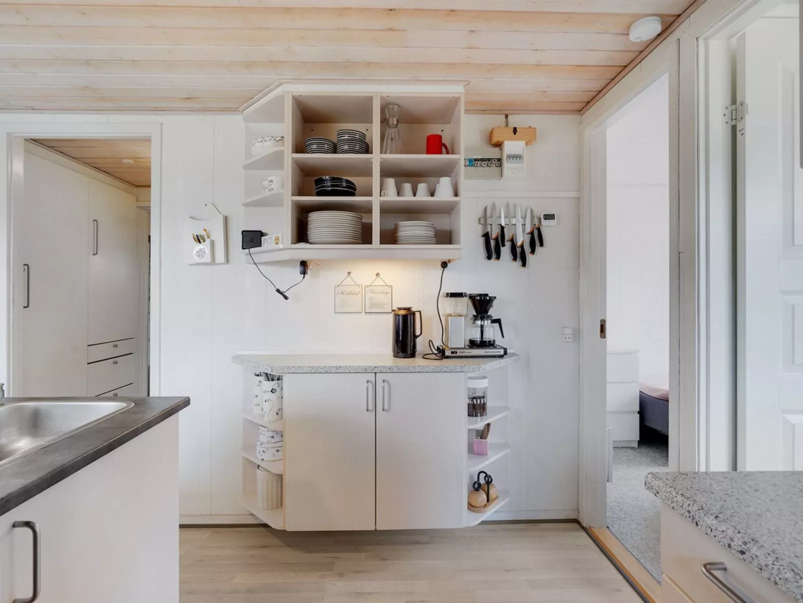 "Gisl" - 400m from the sea - Binnen