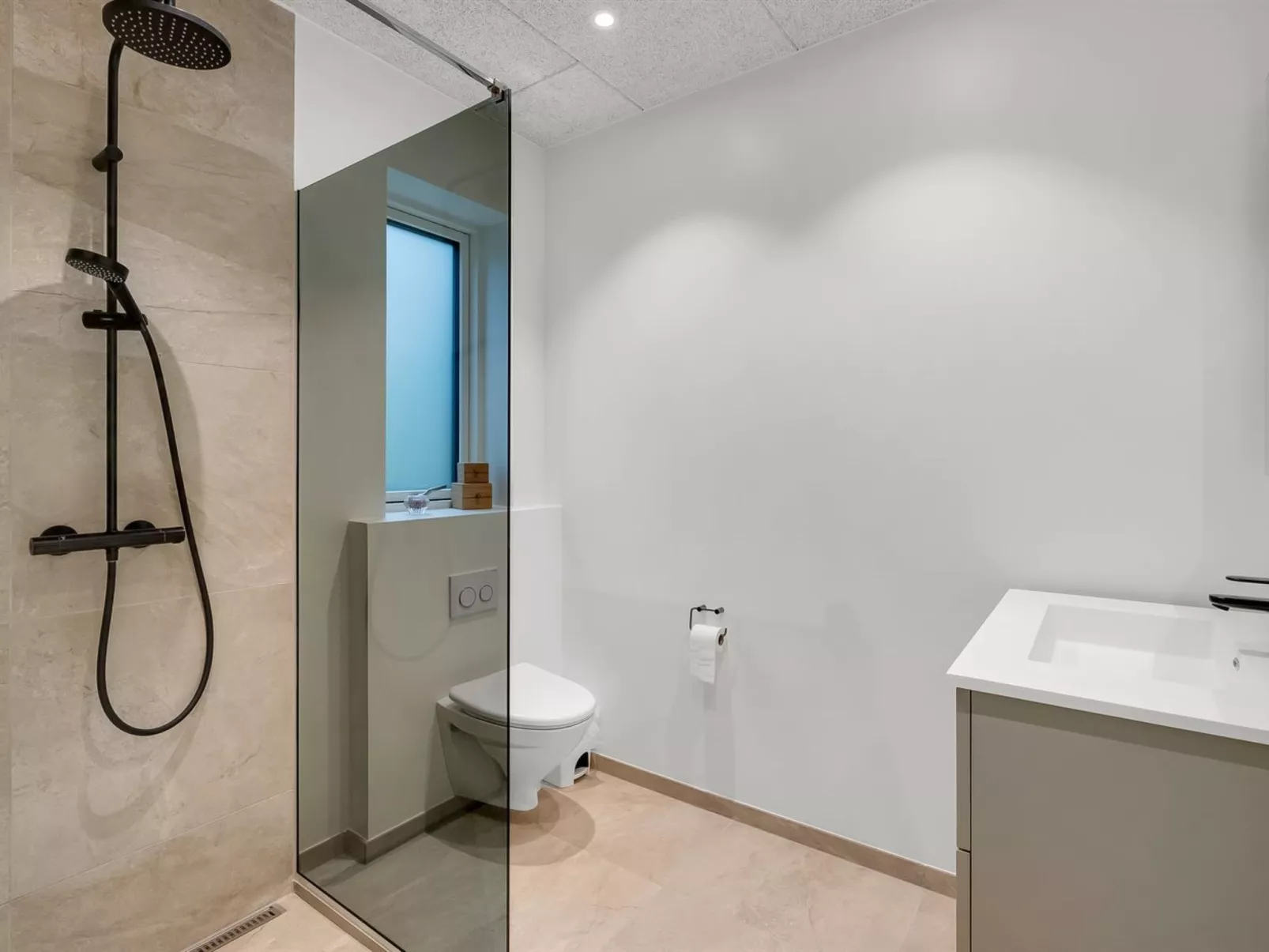 "Hortense" - 900m from the sea - Binnen