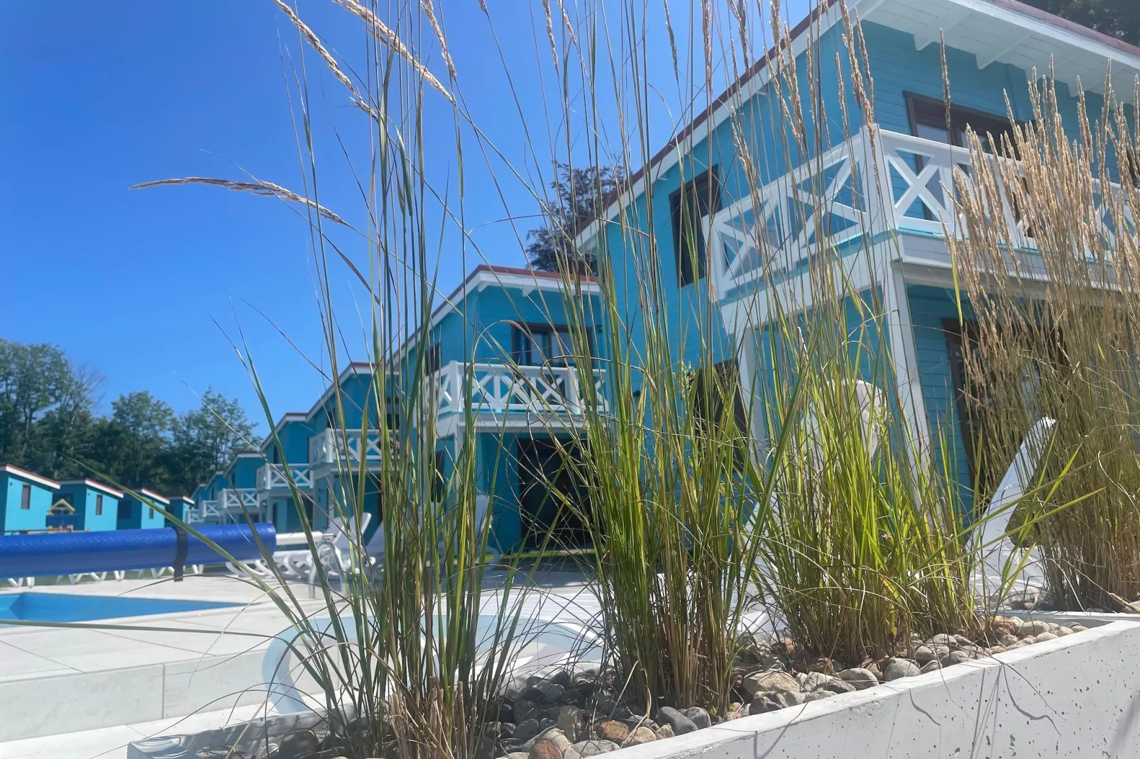 Domy wakacyjne z basenem blisko morza Rewal - Buitenkant zomer