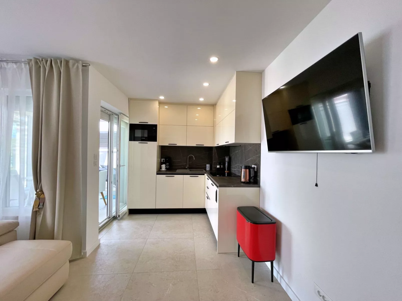 Apartment SeaLuxe mit Whirlpool - Binnen