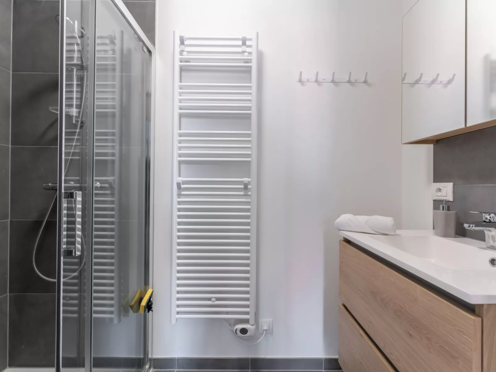 Parkville with parking & terrace - Binnen