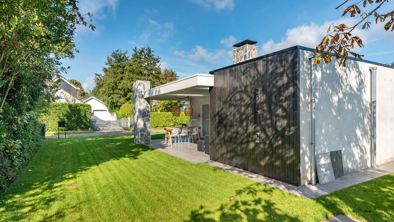 Bos  Meer Lodge Kamperland - Tuinen zomer