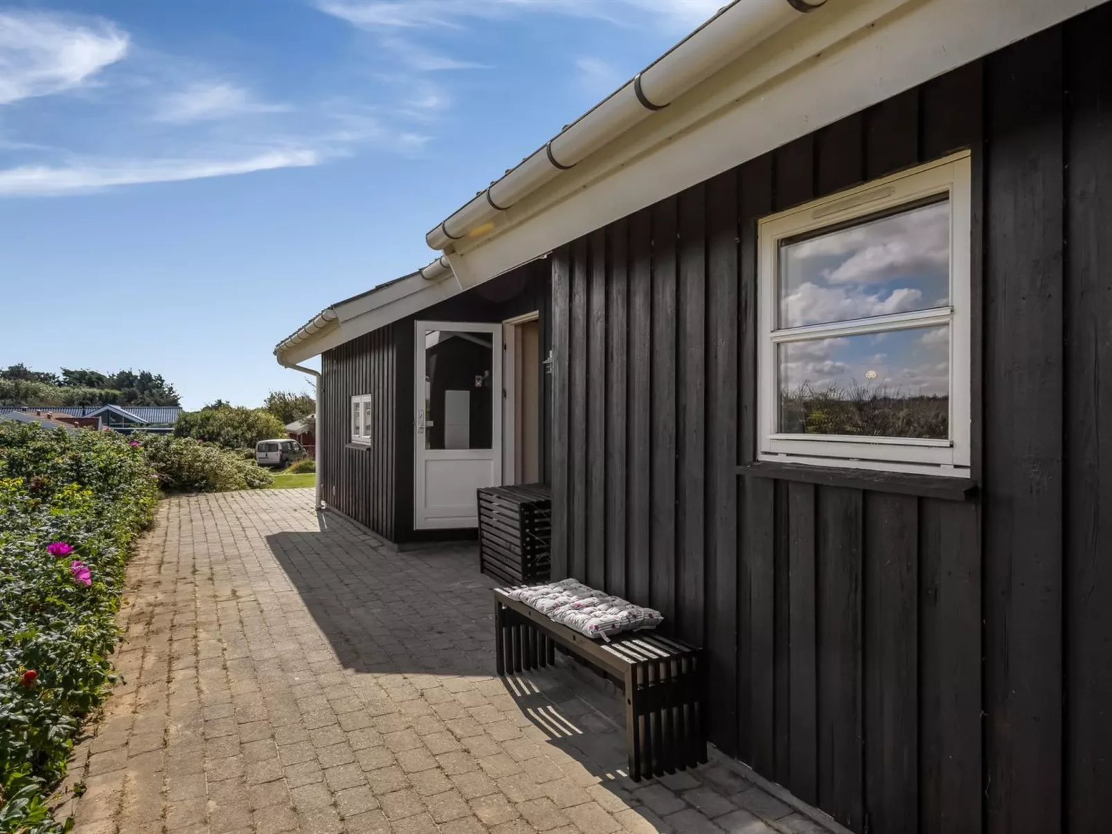 "Aiana" - 300m from the sea - Buiten