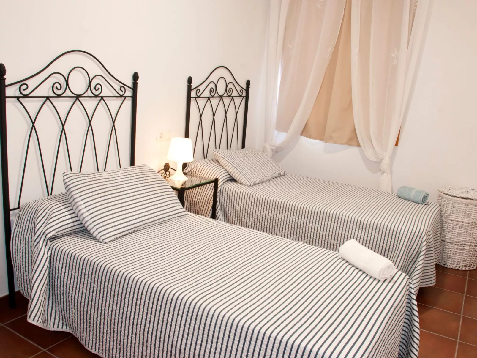 Mit Privatparkplatz - Binnen