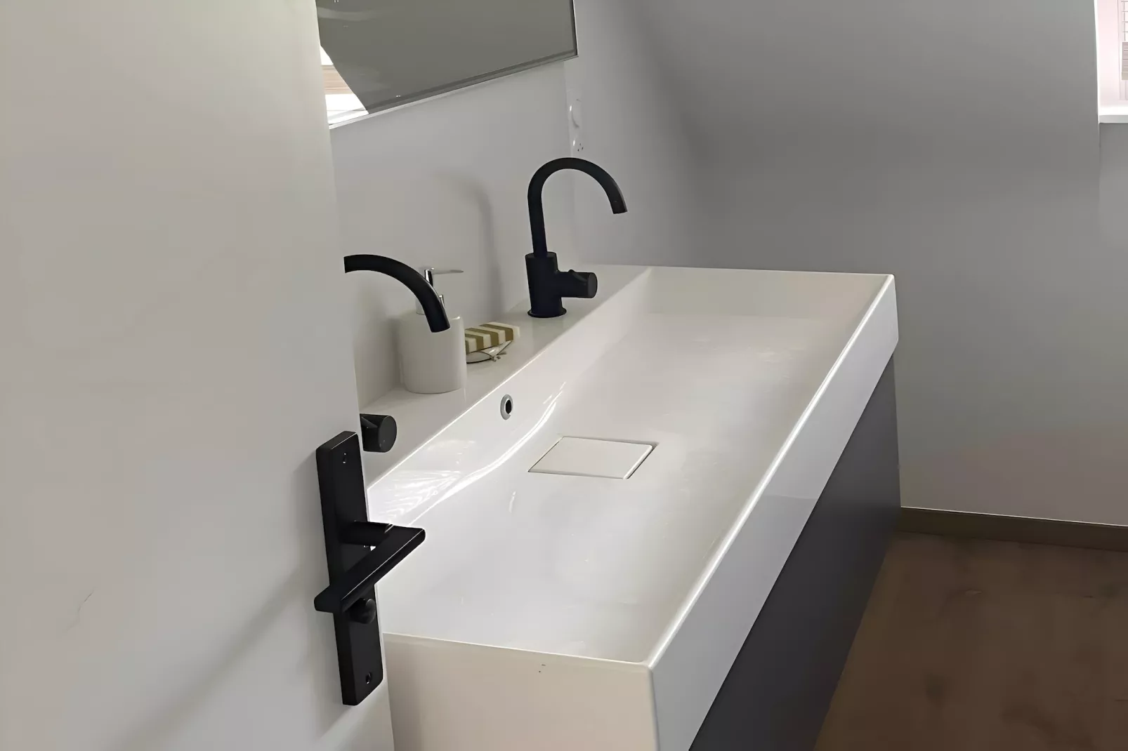 Holiday home in Locquirec - Badkamer