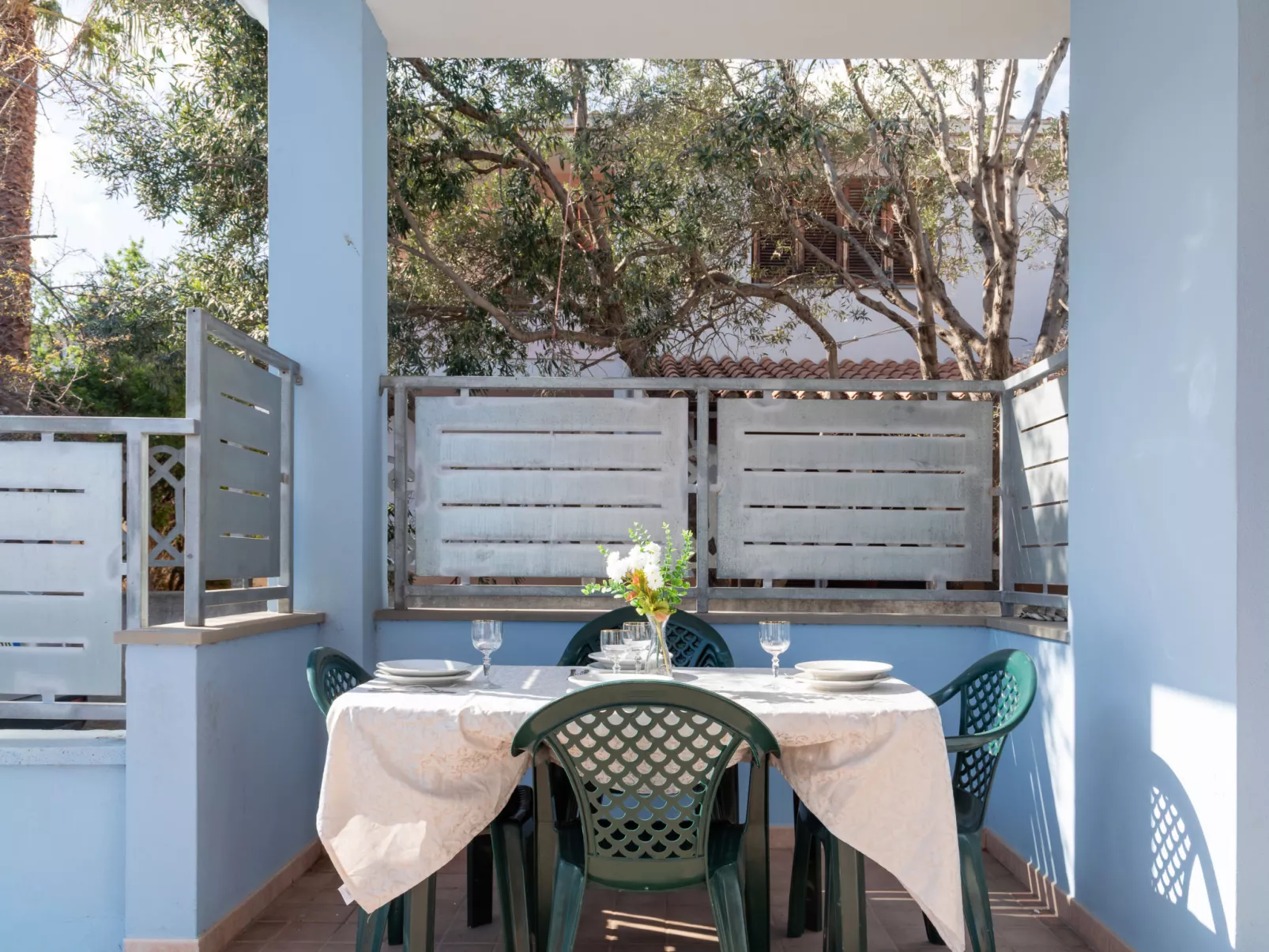 Blue Levante - Buiten