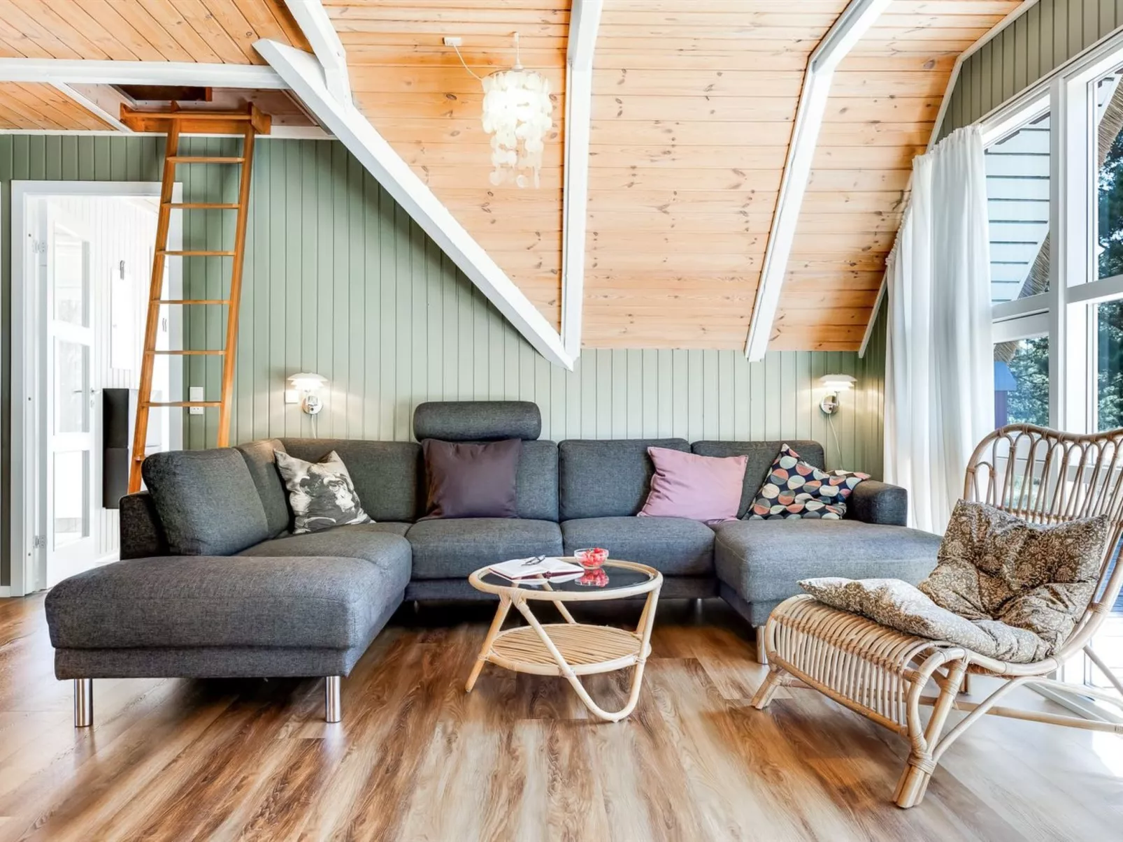 "Urpo" - 6km from the sea - Binnen