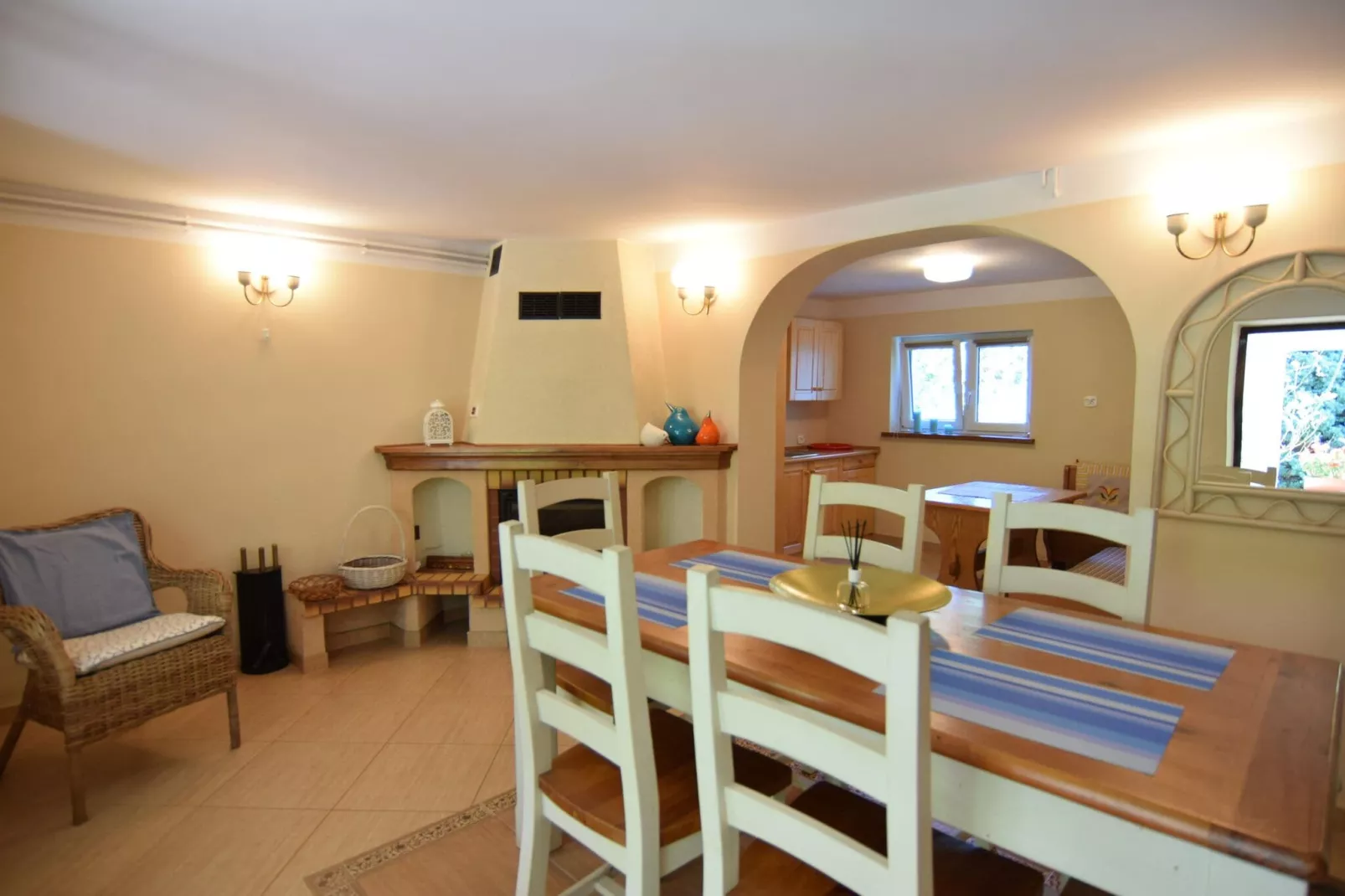 Holiday home in Kopalino-Eetkamer