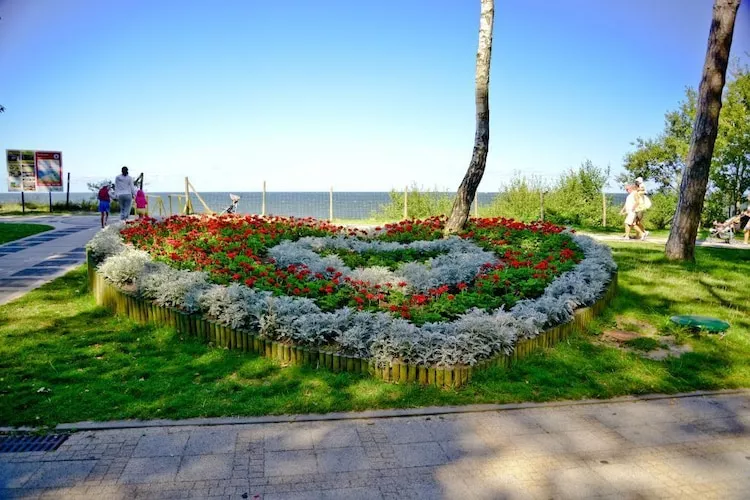 Domy wakacyjne z basenem blisko morza Rewal - Gebieden zomer 1km