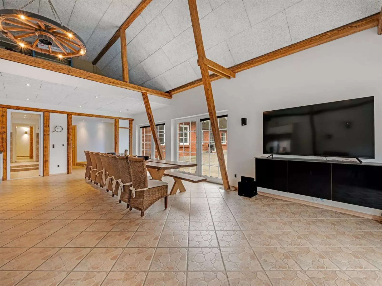 "Blaguna" - 9km to the fjord - Binnen