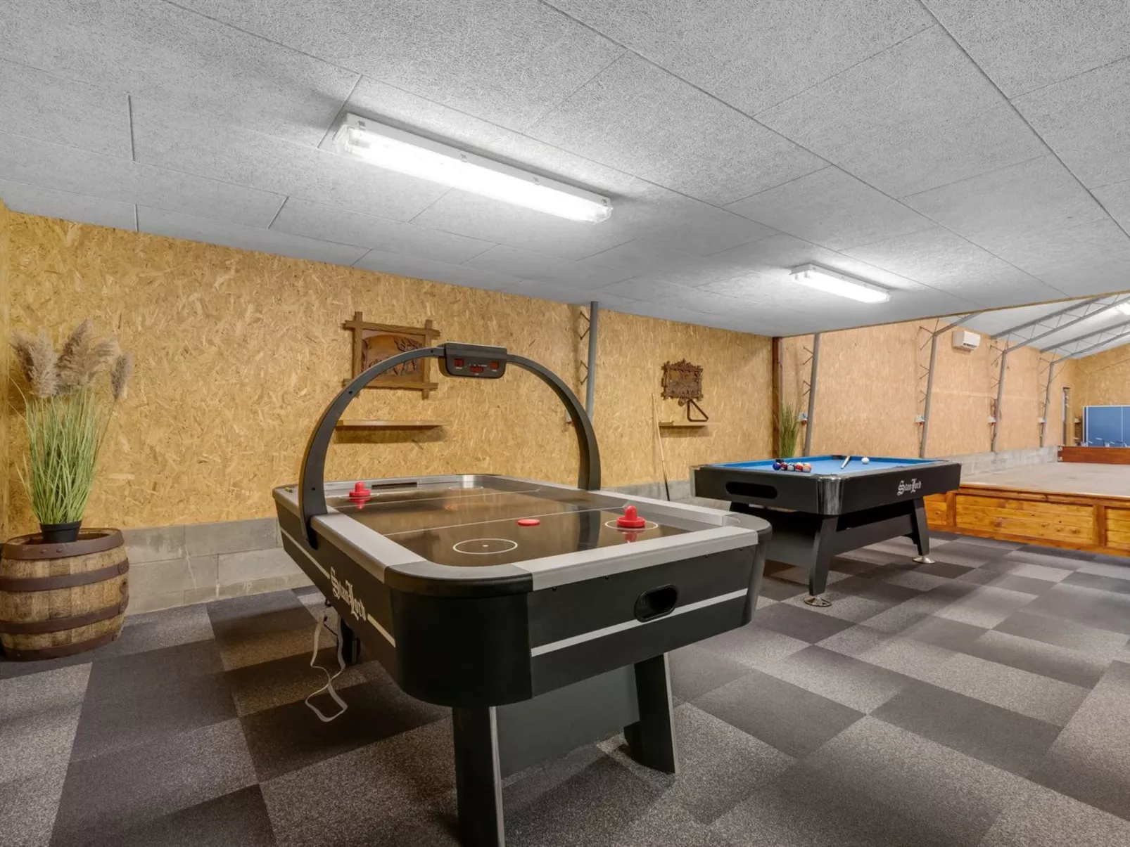 "Blaguna" - 9km to the fjord - Binnen