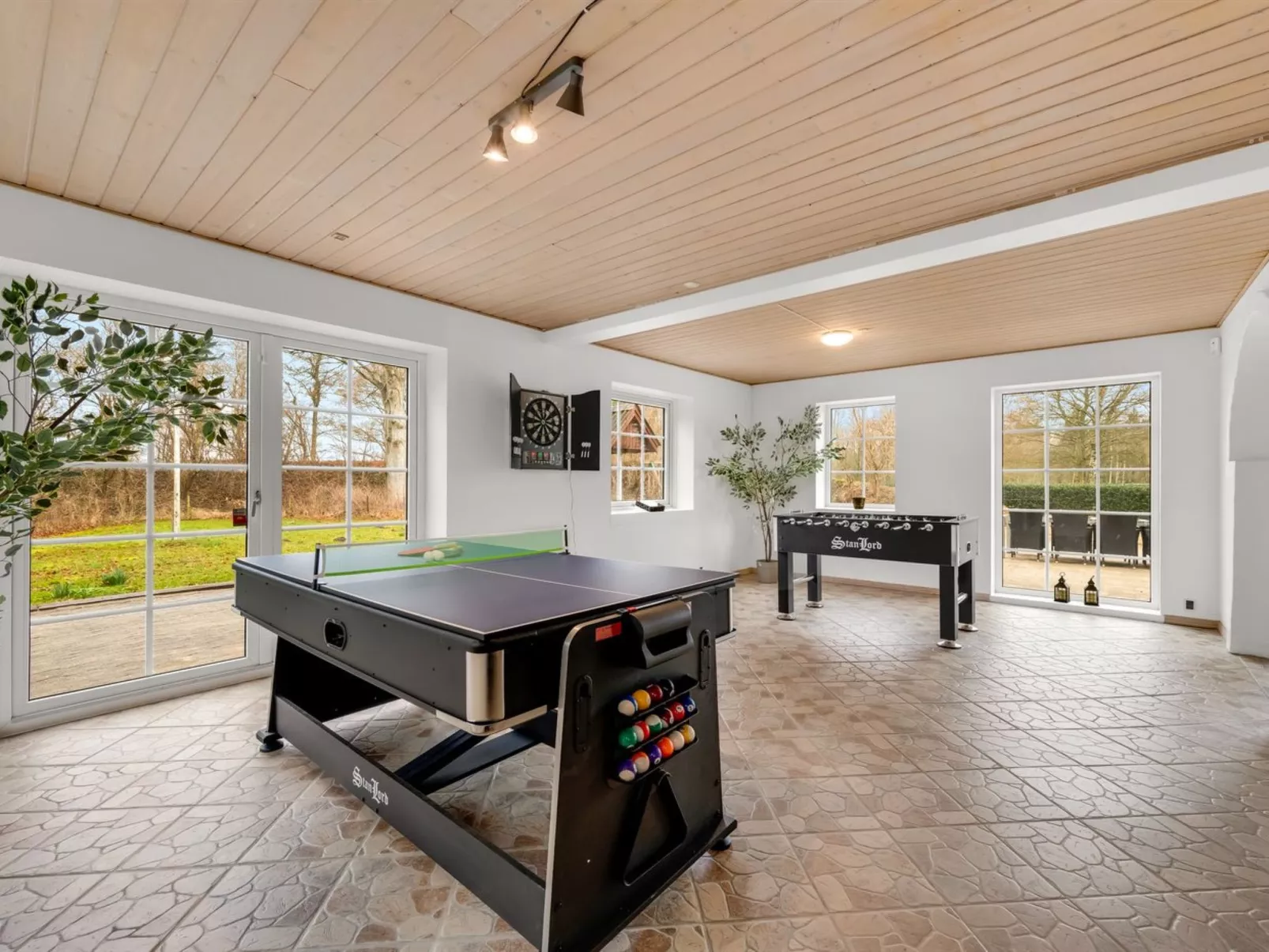 "Blaguna" - 9km to the fjord - Binnen