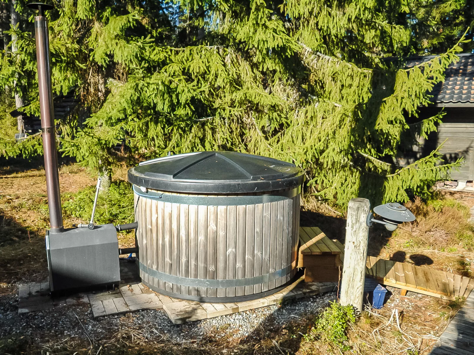 Villa kipinä - Binnen