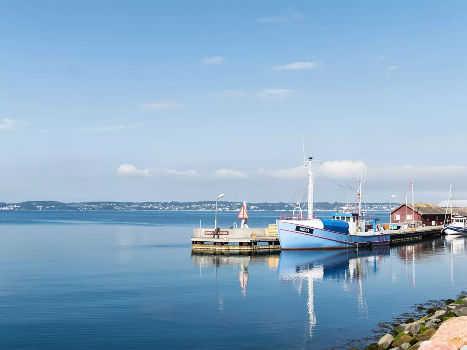 "Delan" - 650m from the sea