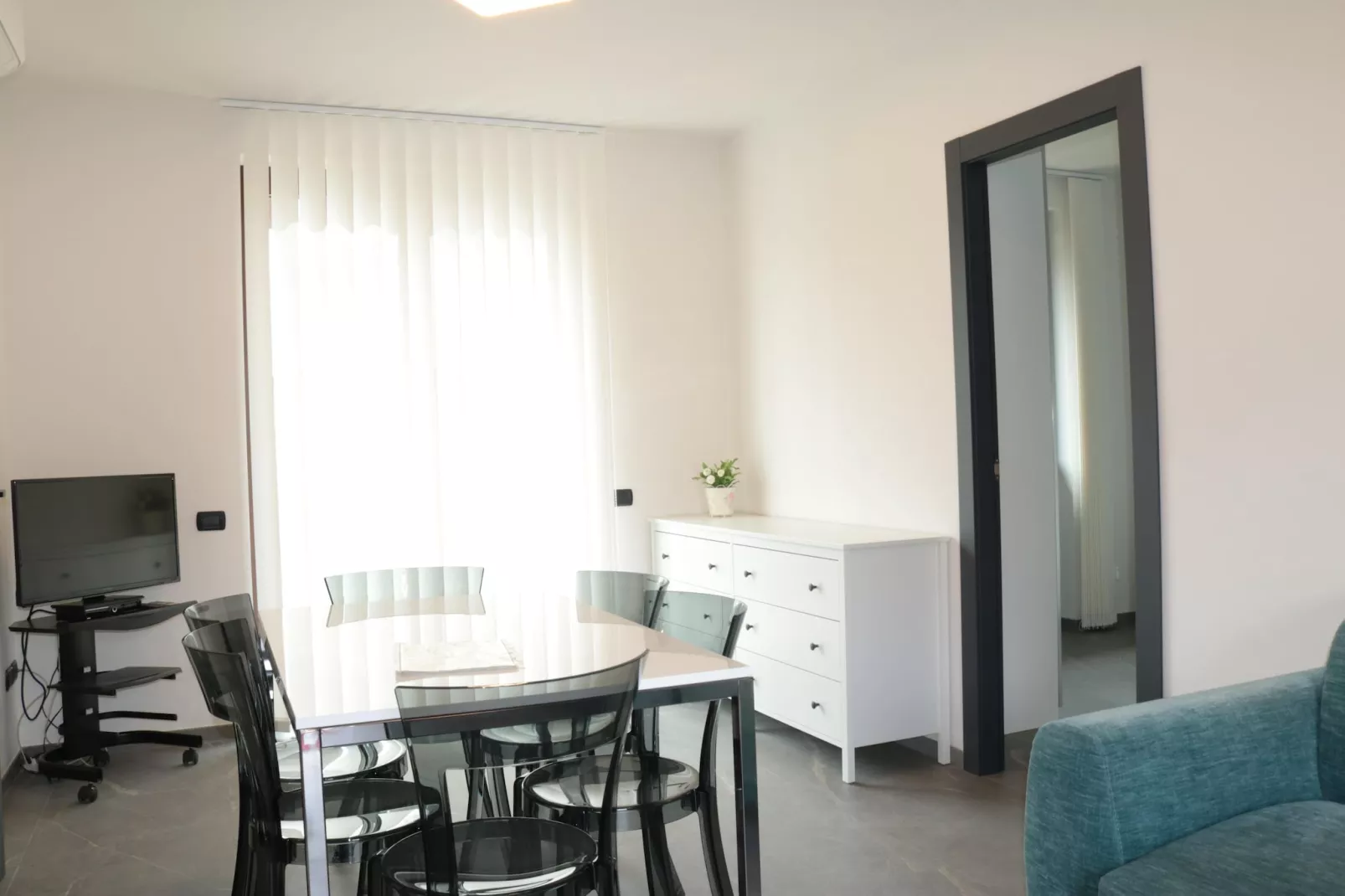 Sole del Garda V7 - Woonkamer