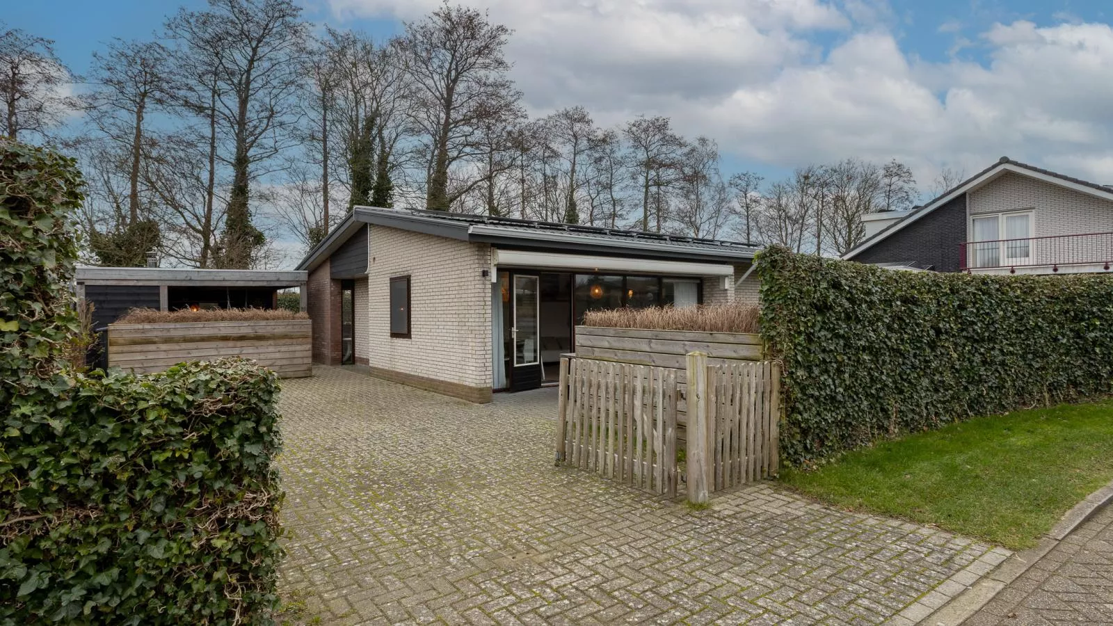 Zeeuws Vakantiehuis - Buitenkant zomer