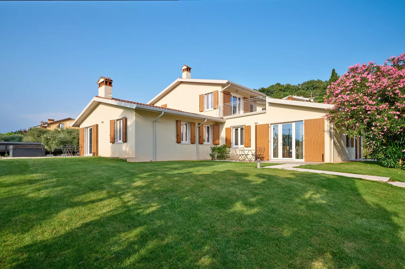 Green Park Residence - 3 Nächte - Buitenkant zomer