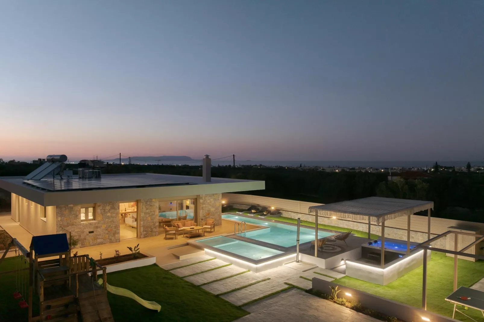 Villa Irmaos - Buitenkant zomer