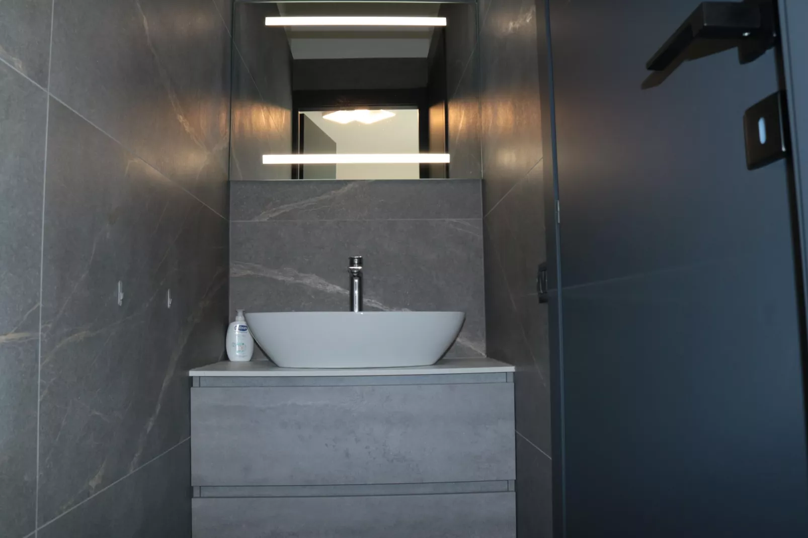 Sole del Garda V7 - Badkamer